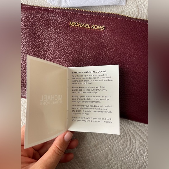 Michael Kors Wristlet - Picture 4 of 6